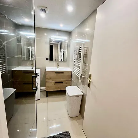 Centre Et Parking Appartement